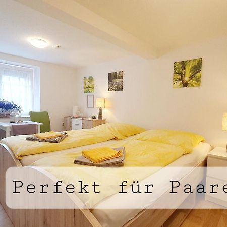 Apartment Gruener Fuerst Mit Sitzecke Im Innenhof & Naehe Park & Erdgeschoss バート・ムスカウ エクステリア 写真