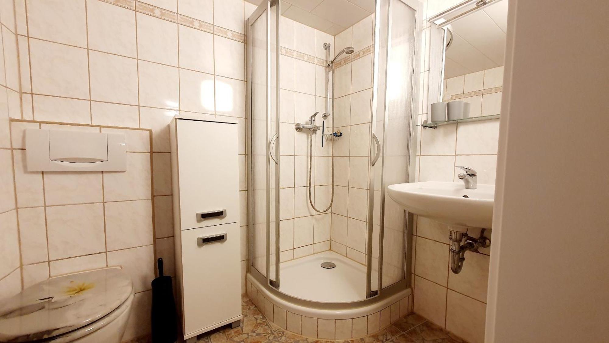 Apartment Gruener Fuerst Mit Sitzecke Im Innenhof & Naehe Park & Erdgeschoss バート・ムスカウ エクステリア 写真