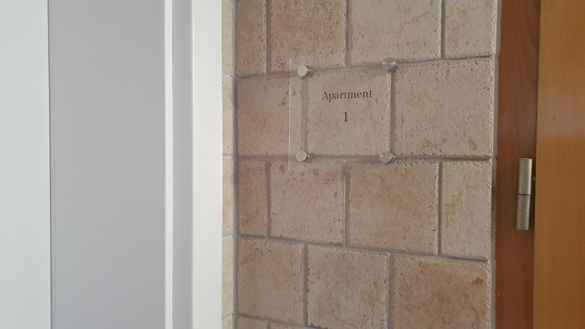 Apartment Gruener Fuerst Mit Sitzecke Im Innenhof & Naehe Park & Erdgeschoss バート・ムスカウ エクステリア 写真