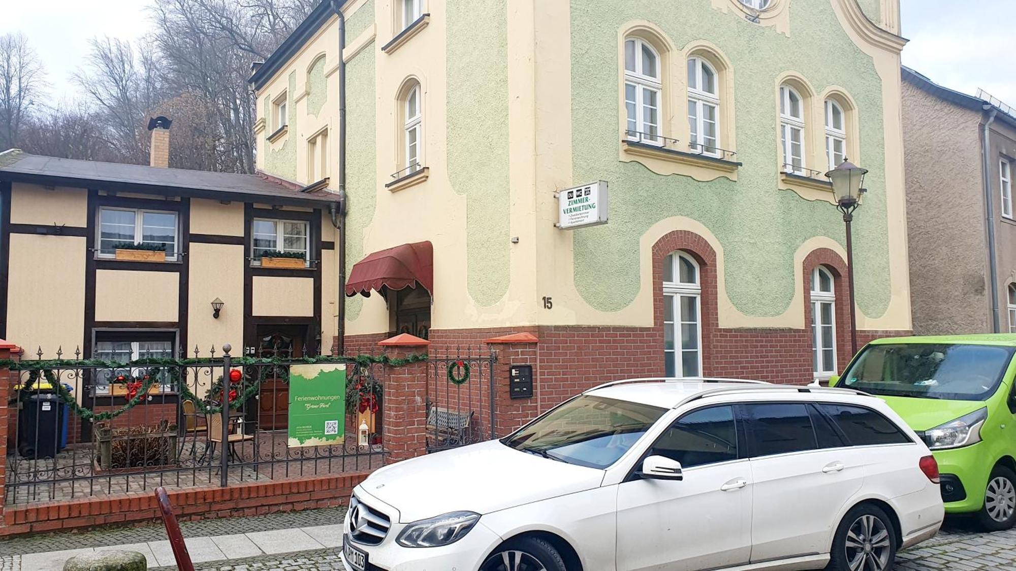 Apartment Gruener Fuerst Mit Sitzecke Im Innenhof & Naehe Park & Erdgeschoss バート・ムスカウ エクステリア 写真
